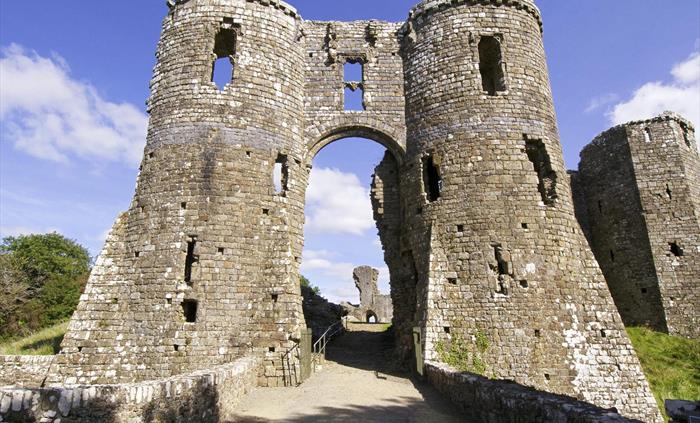 Llawhaden Castle